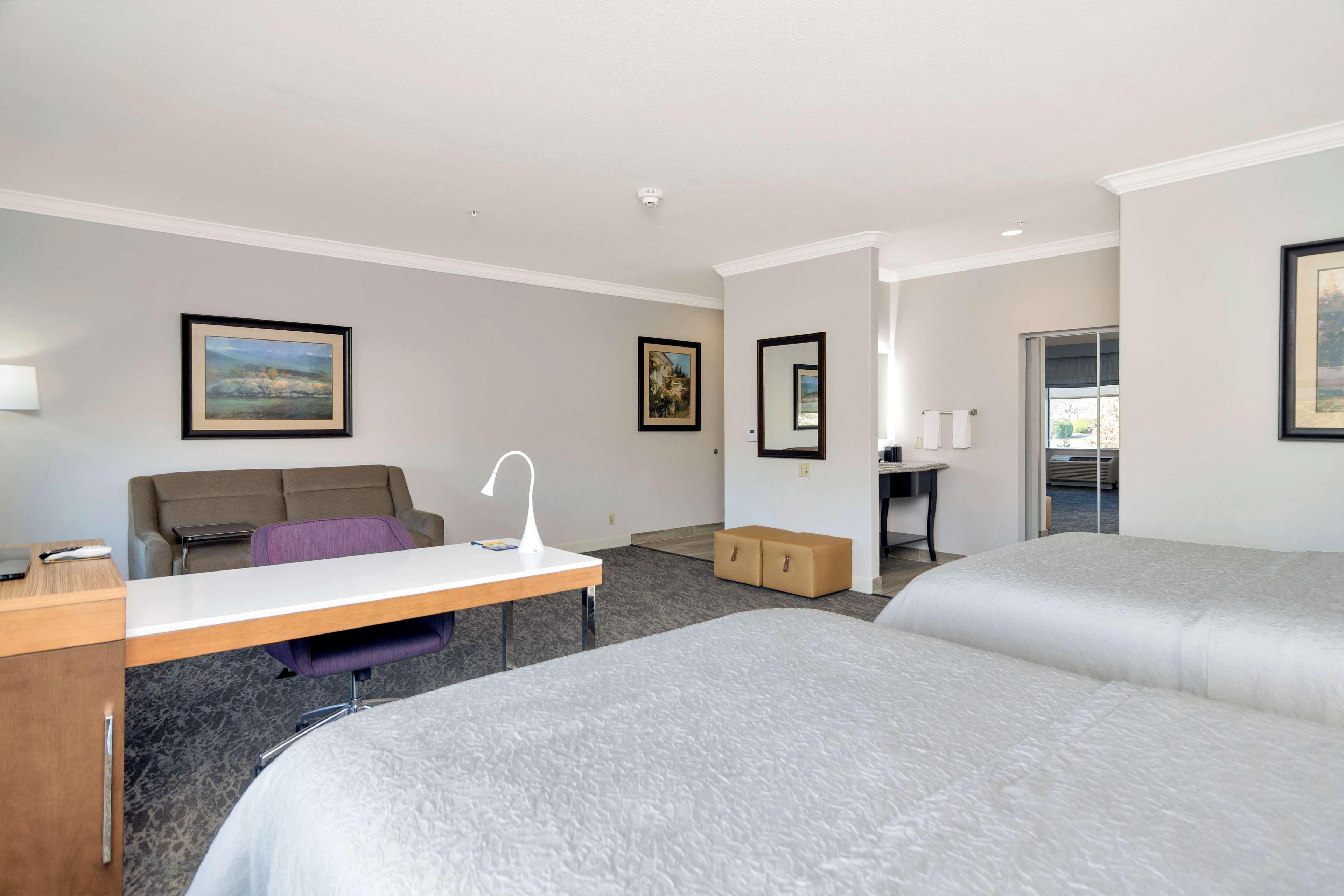 Hotel Hampton & Worth-fossil Creek 3*
