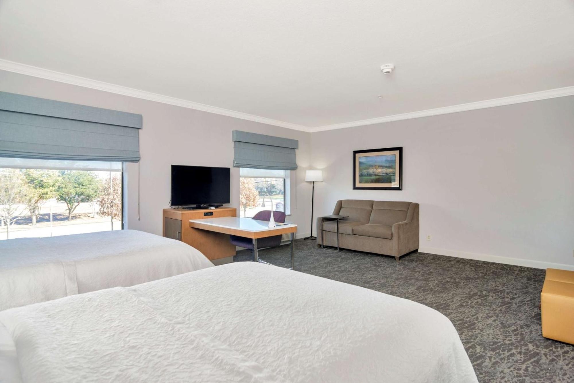 Hotel Hampton & Worth-fossil Creek 3*